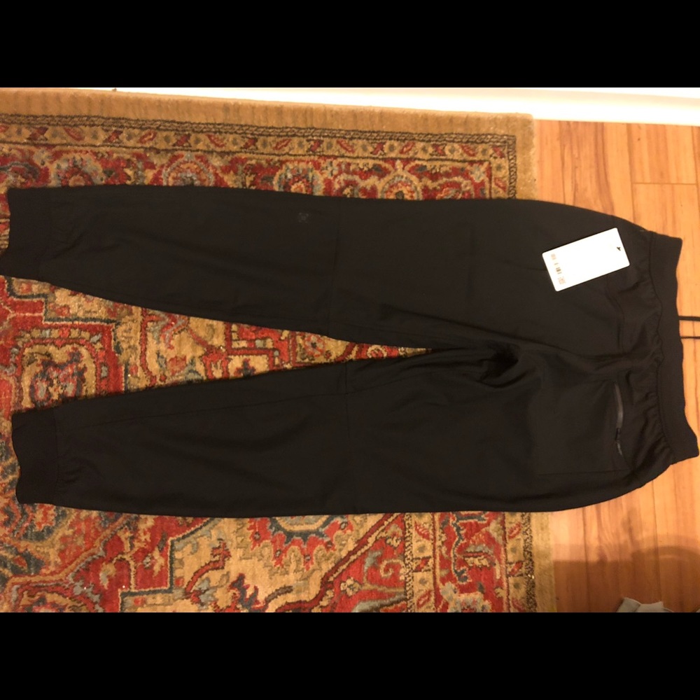 Lululemon ABC joggers - NWT